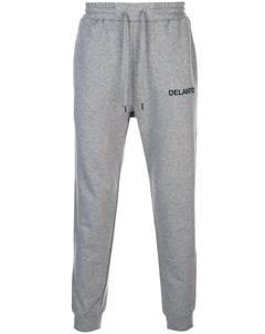 Спортивные брюки с вышитым логотипом Delantic