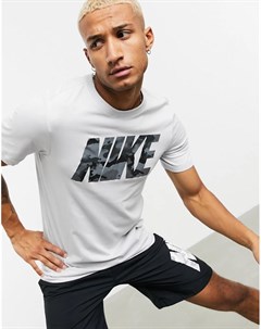 Серая футболка с логотипом Nike training