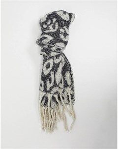 Серо кремовый шарф со звериным принтом и кисточками French connection