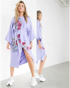 Атласное платье миди с цветочной вышивкой и поясом Asos edition