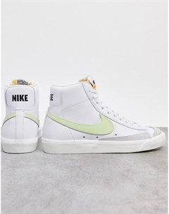 Белые кроссовки с флюоресцентными зелеными элементами Blazer Mid 77 Nike