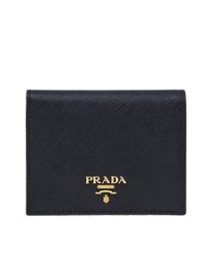 Черный кожаный кошелек с золотистым логотипом Prada