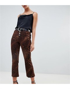 Укороченные расклешенные джинсы с леопардовым принтом Missguided