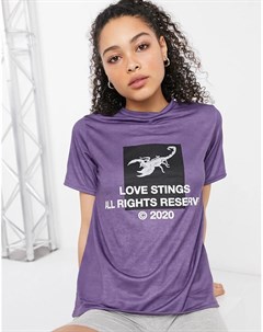 Фиолетовая футболка для дома с принтом Love stings Adolescent clothing