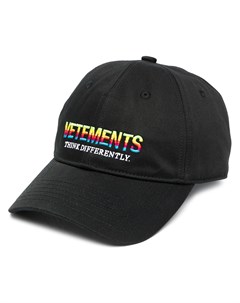 Бейсболка с вышивкой Vetements