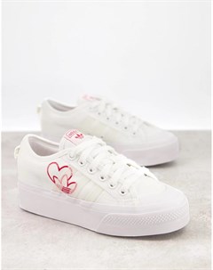 Белые кроссовки на платформе с сердечками Valentines Adidas originals