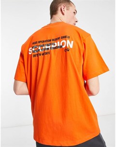 Оранжевая футболка с принтом на спине Scorpion Fingercroxx