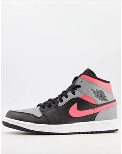 Черные кроссовки средней высоты с розовой отделкой Nike Air 1 Jordan