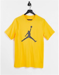 Желтая футболка с большим логотипом Nike Jumpman Jordan