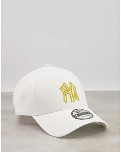 Белая кепка с золотистым логотипом команды New York Yankees 9FORTY New era
