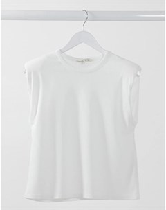 Белая футболка в рубчик с подплечниками Miss selfridge