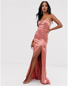 Розовое атласное платье макси с глубоким вырезом и разрезом Club l london