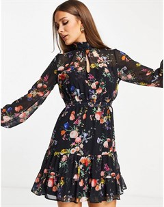 Платье мини с длинными рукавами и цветочным принтом Lipsy