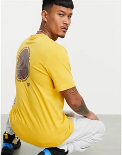 Желтая футболка с логотипом на спине Hi-tec