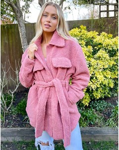 Розовое пальто из искусственного меха с поясом Na-kd