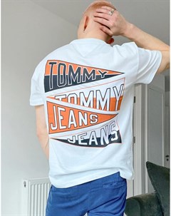 Белая футболка с логотипом флагом и принтом на спине в университетском стиле Tommy jeans