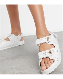 Белые сандалии из букле на массивной подошве в винтажном стиле для широкой стопы Carmen Public desire wide fit