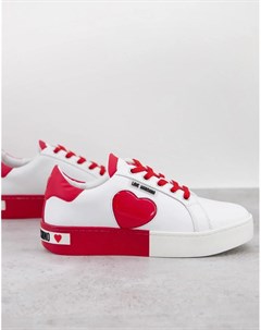 Красно белые кроссовки на плоской платформе с сердечками Love moschino