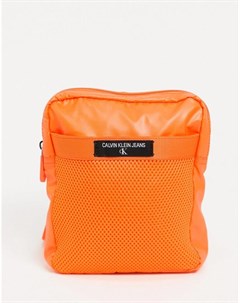 Маленькая сумка оранжевого цвета с ремешком через плечо Calvin klein jeans