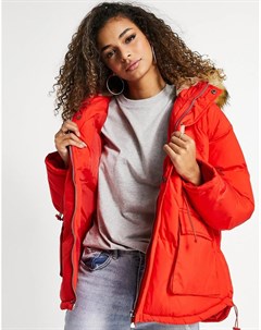 Красное пальто с капюшоном и отделкой искусственным мехом The couture club
