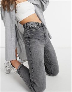 Серые джинсы в винтажном стиле со скульптурирующим эффектом Carrie River island