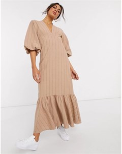 Платье миди в полоску с глубоким вырезом и баской premium Asos design