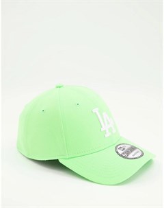 Ярко зеленая кепка с нашивками 9forty и LA Dodgers New era
