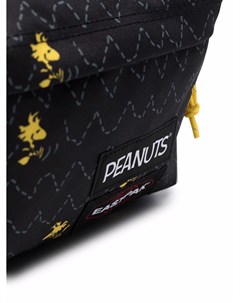 Дутый рюкзак Peanuts Eastpak