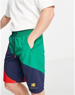 Баскетбольные шорты зеленого красного и темно синего цвета New balance