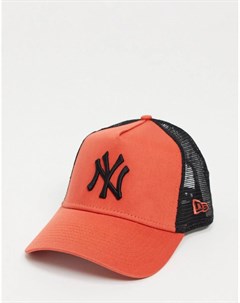 Оранжевая кепка New era
