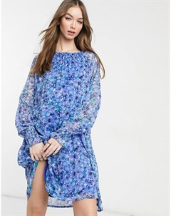 Синее платье с присборенной юбкой и цветочным принтом Vero moda