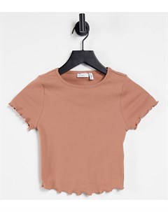 Укороченная облегающая футболка светло коричневого цвета с волнистыми краями ASOS DESIGN Petite Asos petite