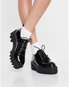 Черные лакированные туфли на массивной подошве со шнуровкой Sweet Talk Lamoda