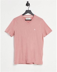 Светло розовая футболка V образным вырезом и маленьким логотипом Abercrombie & fitch