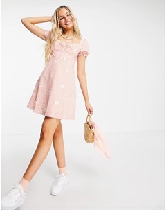 Розовое платье мини в клетку с цветочной вышивкой Urban revivo