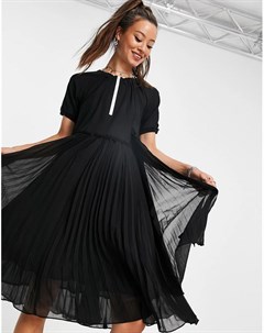 Свободное платье мини черного цвета с присборенной юбкой Urban revivo