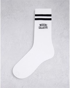 Белые носки до середины икры в рубчик с логотипом и полосами Asos weekend collective