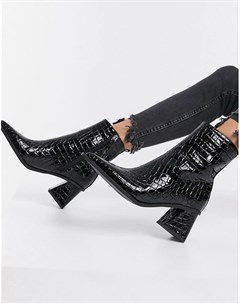 Черные ботильоны с эффектом крокодиловой кожи на каблуке с острым носком Topshop