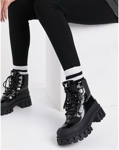 Черные походные ботинки из искусственной кожи на массивной подошве Syndrome Koi footwear