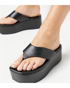 Черные сандалии на плоской платформе с перемычкой для широкой стопы Wide Fit Watch Asos design