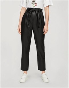 Черные брюки из искусственной кожи с присборенной талией Miss selfridge