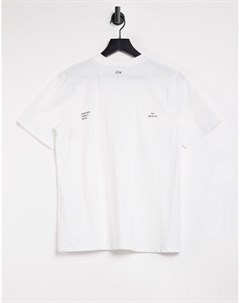 Белая футболка с маленькой надписью на спине Lacoste