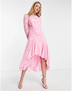 Розовое платье миди с асимметричным подолом и присборенной талией Forever new