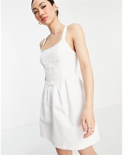Белое джинсовое приталенное платье с расклешенной юбкой Asos design