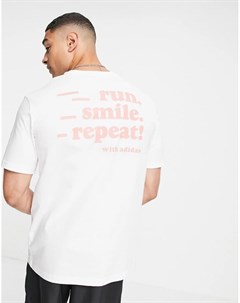 Белая футболка с принтом Run Smile Repeat на спине adidas Running Adidas performance