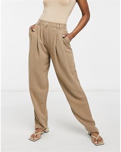 Свободные льняные брюки светло коричневого цвета со складками спереди Asos design