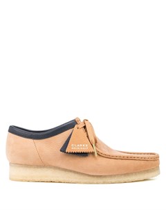 Туфли Wallabee с контрастной отделкой Clarks