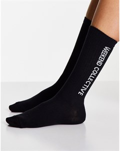 Черные носки до середины икры в рубчик с горизонтальным логотипом ASOS Weekend Collective Asos design
