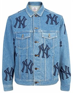 Джинсовая куртка из коллаборации с New York Yankees Supreme