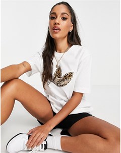 Белая футболка бойфренда с большим логотипом с леопардовым принтом Adidas originals